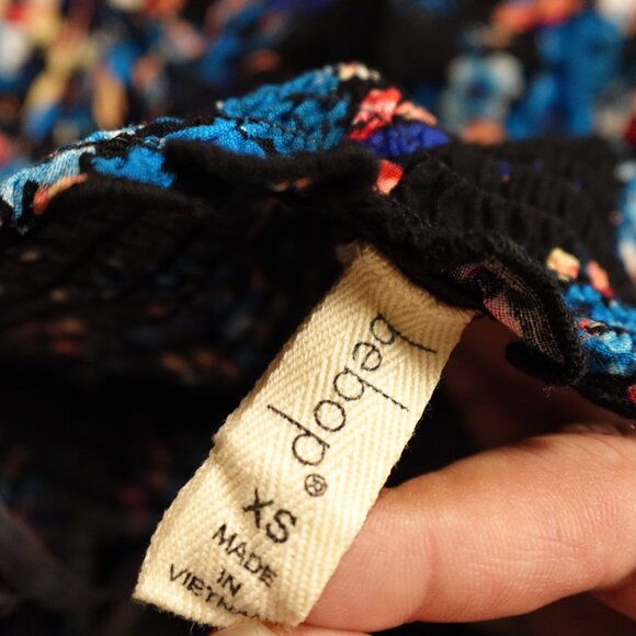 Bebop Women’s Floral Print Romper XS Black Blue Pink Rayon - Picture 11 of 12